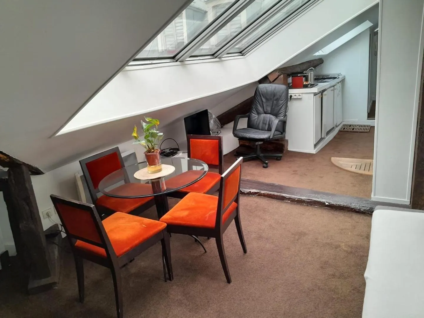 Le Singulier - Studio Au Coeur De Paris Apartment